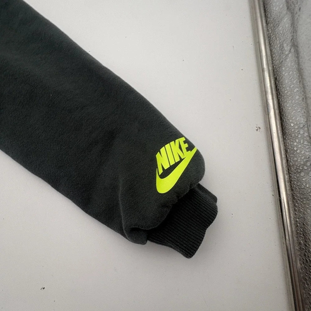 Nike Hoodie Kids 5-6 Years Gray Colorblock Just Do It Graphic Fleece Pullover‎